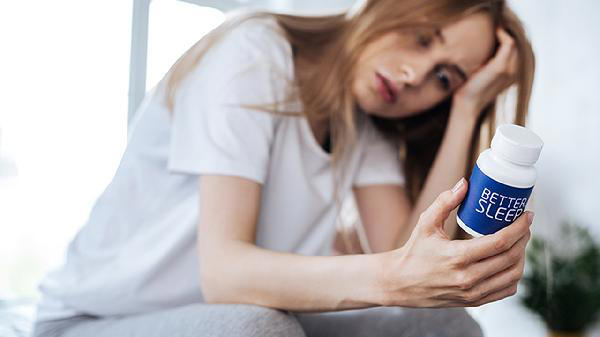 长期失眠睡不着？医生：坚持3点睡眠“黄金”法则，好觉自然来