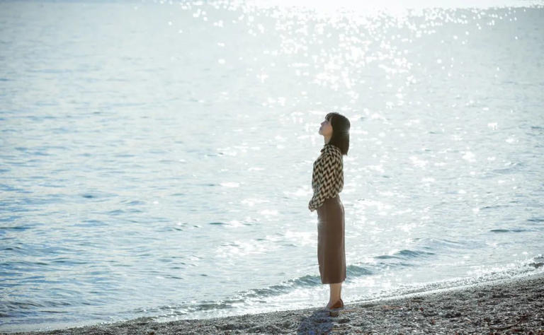 中年女人自救三件事：翻脸，翻篇，翻书