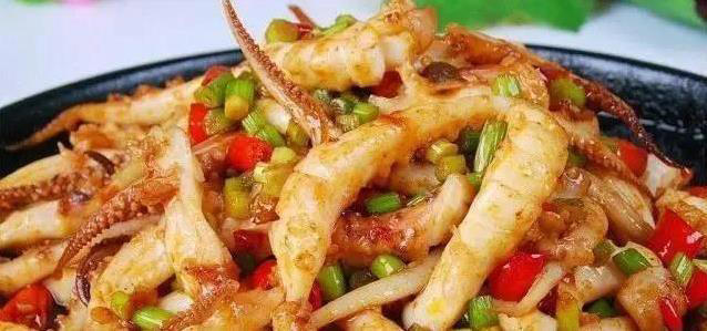 炒鱿鱼鲜嫩秘诀揭晓：多加这一步，味道好到停不下来！