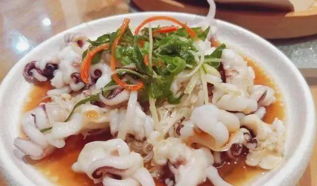 鱿鱼五种做法大公开：鲜嫩无腥味，你最爱哪款？