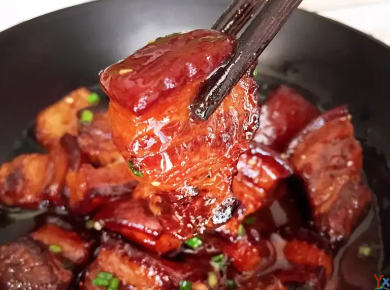 做红烧肉，不要乱放调料！教你正确做法，肉质软糯不腻，香味浓