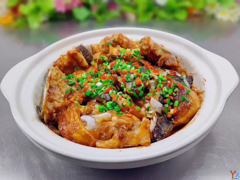 15分钟砂锅焗鱼头！零失败酱香秘方，鲜嫩不腥全家抢着吃