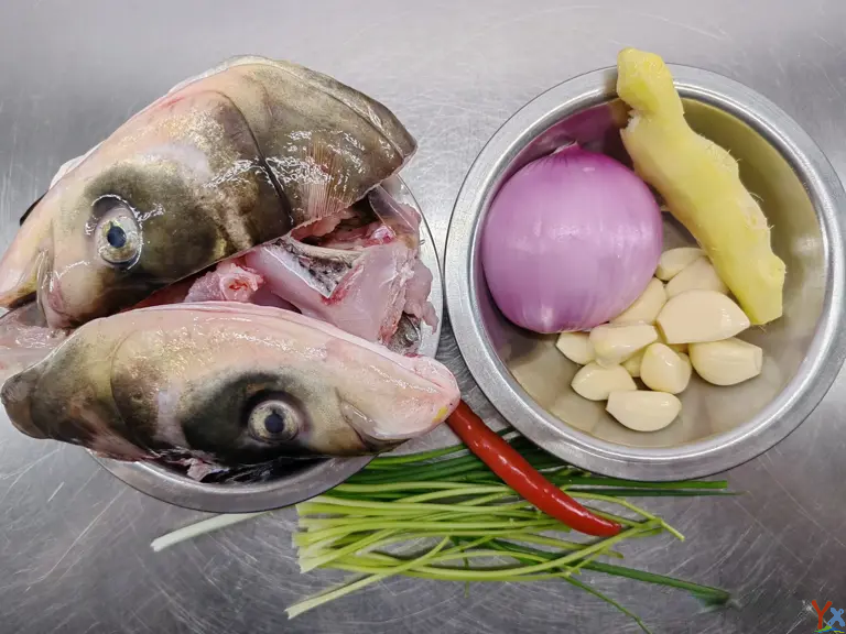 15分钟砂锅焗鱼头！零失败酱香秘方，鲜嫩不腥全家抢着吃