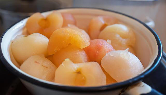 早晨八点吃早餐错了？医生提醒：过了65岁，吃早餐尽量做到这几点