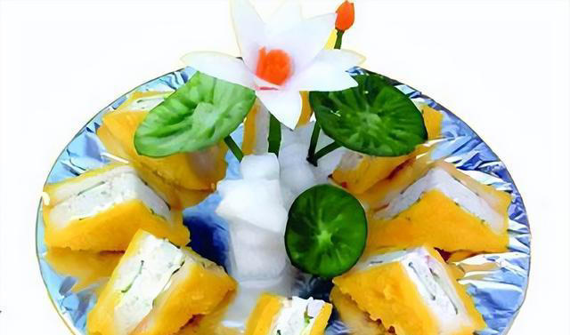 美食推荐：干锅牛蛙、虾油鲜蔬南瓜丸子、海鲜三明治制作方法