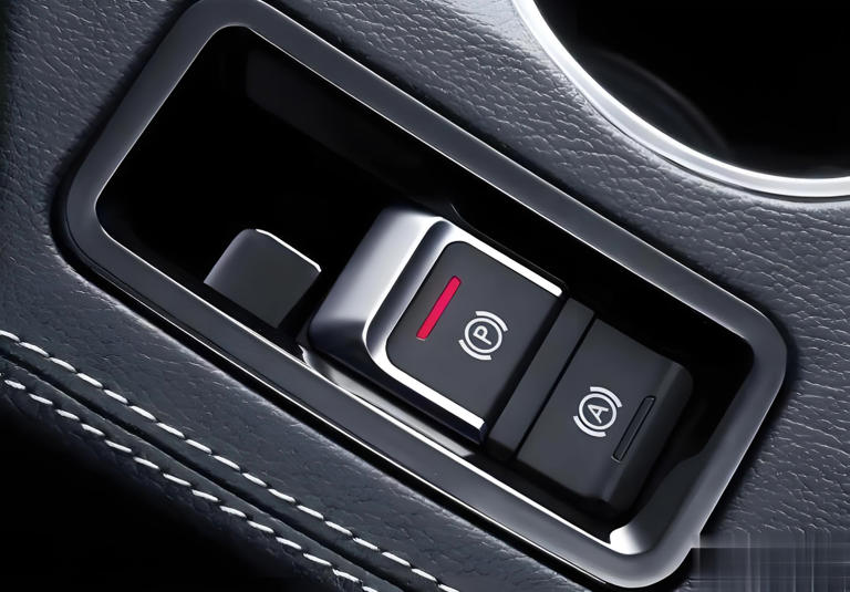 自动驻车与电子手刹的区别解析，老司机：不懂这些别开车了