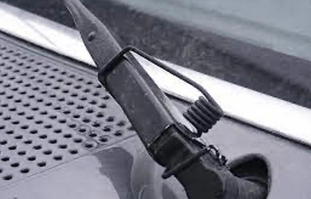 雨刮器总是刮不干净？大部分司机都不知道