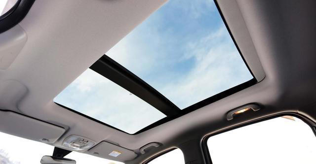 天窗不常用，为什么买车大部分都要都带天窗的？原因太真实