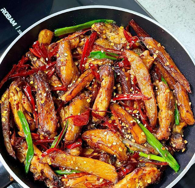 建议中老年人：若不差钱，多吃这8种食物，高蛋白，提高免疫力