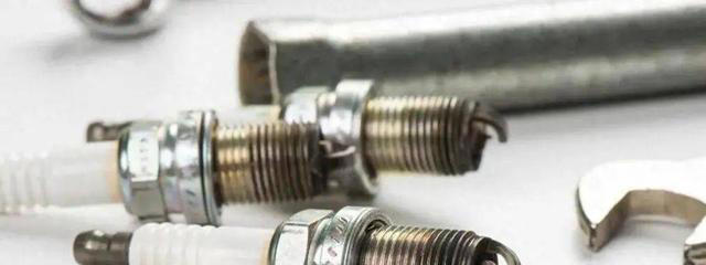 汽车保养只换机油？内行：这4个零件不换等于没保养