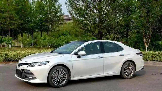 前驱车VS后驱车：哪个更适合你？对比之后见分晓！