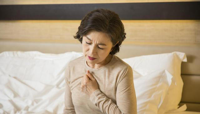 动脉硬化越来越早，医生提醒：50岁后，养成这4种习惯才稳得住