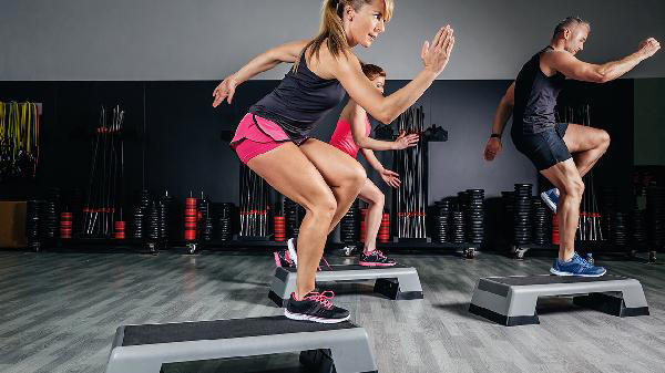 每天走路算运动吗？达到这个标准好处多，遵循4点，效果或翻倍