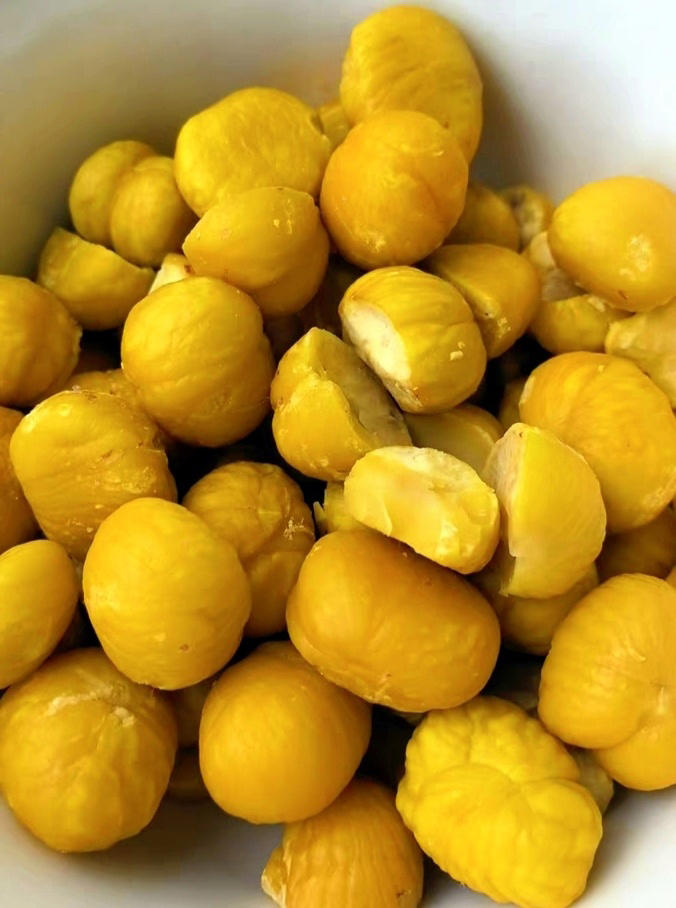 板栗正大量上市，医生提醒：吃板栗的禁忌要牢记，很多人不知道！