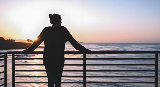 到了60岁，要想保养身体，不应该靠保健品，而是要远离这3件事