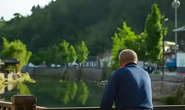 到了60岁，要想保养身体，不应该靠保健品，而是要远离这3件事