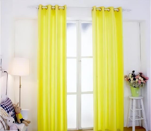 窗帘不建议挂这“4色”，不是穷讲究，全是老一辈总结的经验