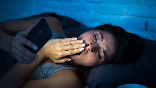 加速女人衰老的行为被发现，熬夜并不在内，这三种行为尽量改正