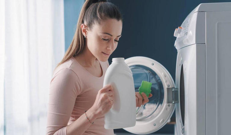 洗衣服前，要先泡水一段时间吗？教你正确方法，衣服干净清新