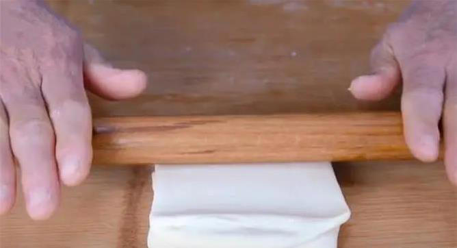 400克面粉变酥香烧饼，比包子省事，你家也能轻松做？