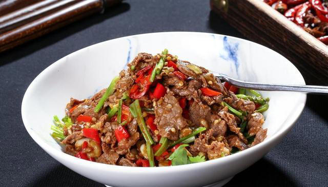 男人“最该吃”的肉排行榜：鸡肉倒数第1，羊肉第2，建议了解！