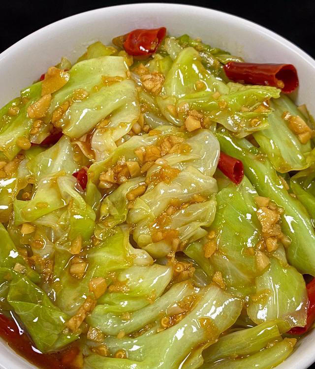 被称为“通便王”的4种菜，建议：3天吃1次，润肠排毒，舒服过秋