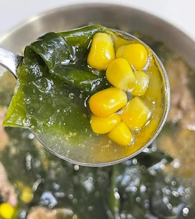 被称为“通便王”的4种菜，建议：3天吃1次，润肠排毒，舒服过秋