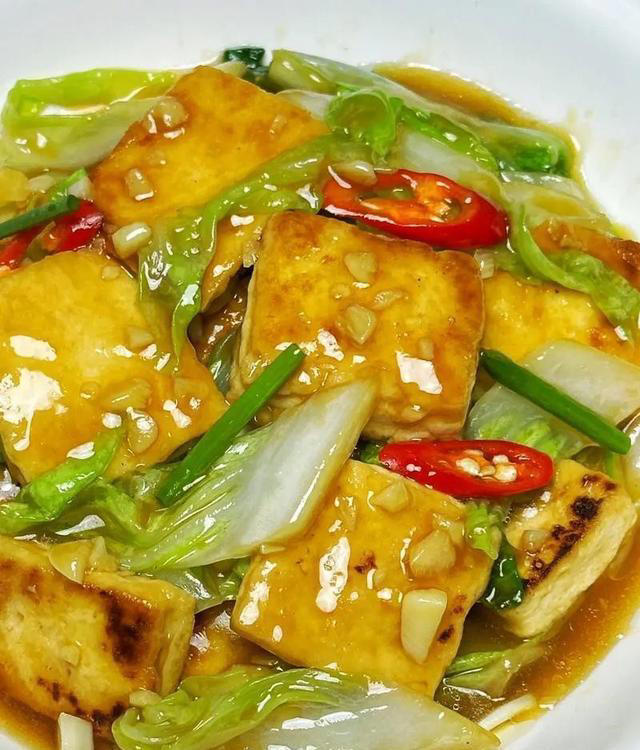 被称为“通便王”的4种菜，建议：3天吃1次，润肠排毒，舒服过秋