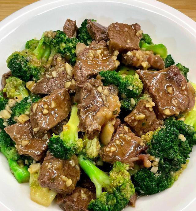 总愁 “一天吃啥”？这 8道家常硬菜 + 汤品，20 分钟搞定，鲜香又营养