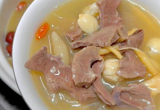 药补不如食补，秋天睡眠不好，建议大家：多吃这6样“助眠食物”