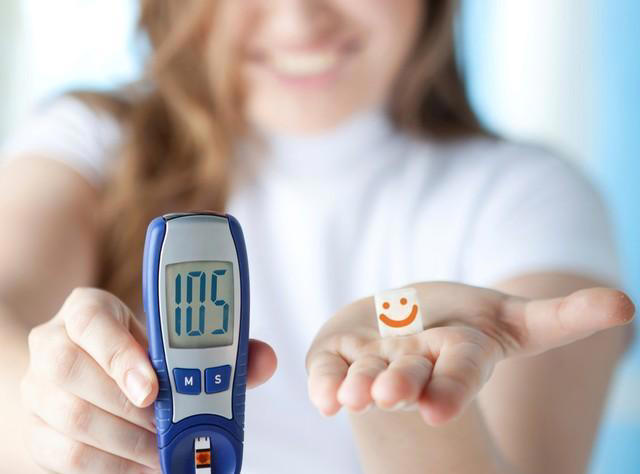 别再误解！红枣并非只为补血。长期吃红枣，好处坏处全解析