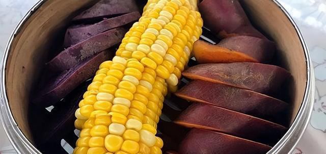 玉米红薯：健康美食还是隐藏的“陷阱”？这3种人要小心！