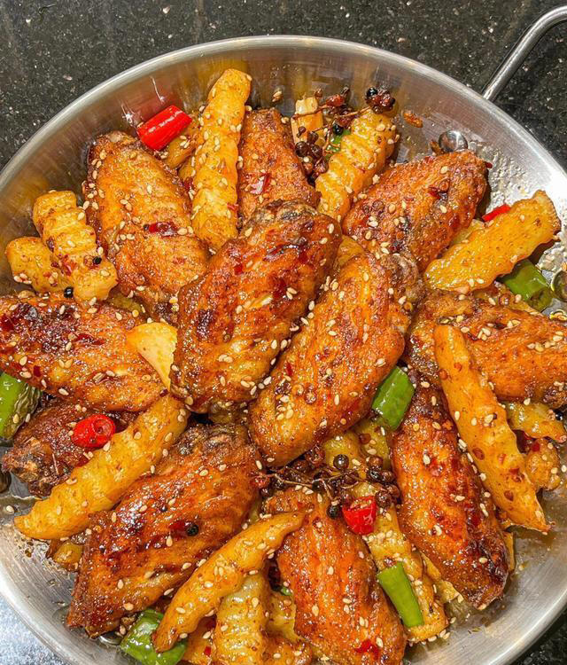 家里每次炒这3道菜米饭就不够吃，香香辣辣太开胃了，新手也能做