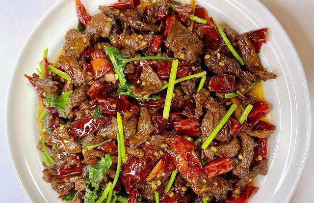 家里每次炒这3道菜米饭就不够吃，香香辣辣太开胃了，新手也能做