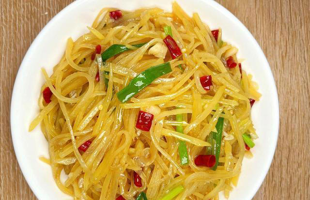 家里每次炒这3道菜米饭就不够吃，香香辣辣太开胃了，新手也能做