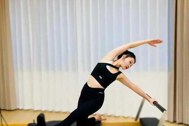 男性开始衰老时，一般会有“1臭2大2小”，若没有，恭喜还算年轻