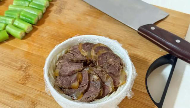 叶酸是萝卜的15倍，3元一斤的“绿色人参”，秋季常吃，减肥养颜