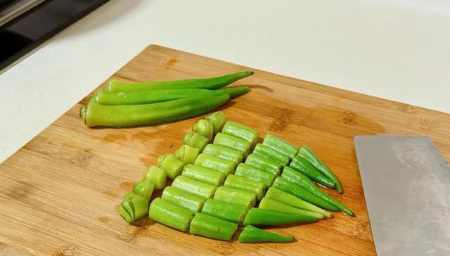 叶酸是萝卜的15倍，3元一斤的“绿色人参”，秋季常吃，减肥养颜