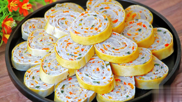 天冷吃莲藕加五花肉，教你年夜菜好吃做法！