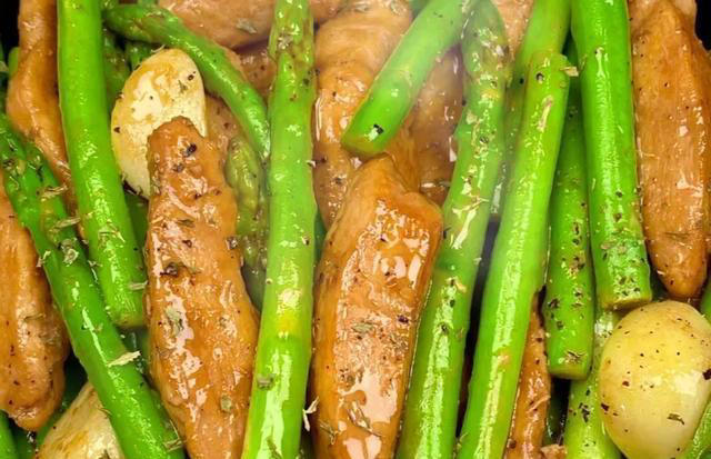 上了年纪要控糖，建议中老年人多吃八道控糖菜，健康控糖降低血脂