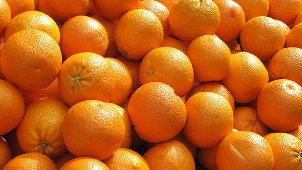  肝病不能吃橙子？医生劝告：若想保护肝脏，这几种水果尽量少吃！ 