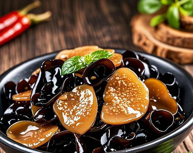 血栓的“分解器”被发现，洋葱排在末尾，敞开吃，血管会变软！