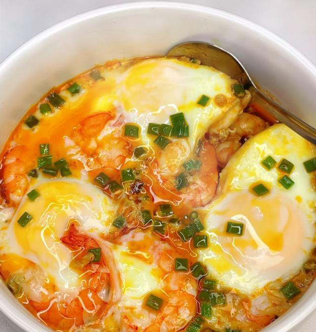 优质“蛋白质”排行榜！牛奶倒数第一，虾肉才排第4，别不懂吃