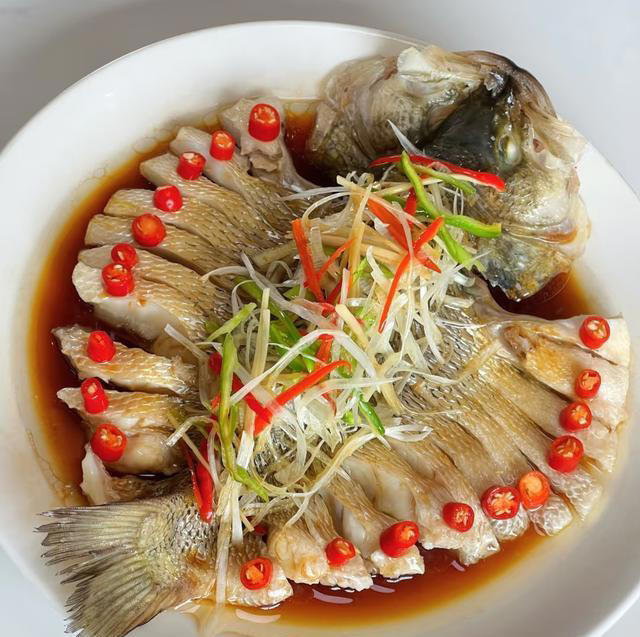 优质“蛋白质”排行榜！牛奶倒数第一，虾肉才排第4，别不懂吃