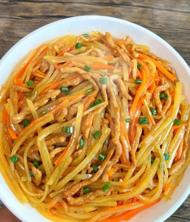 寒露过后，多吃这八道菜，补充营养暖身子，增强体质，温暖过秋天