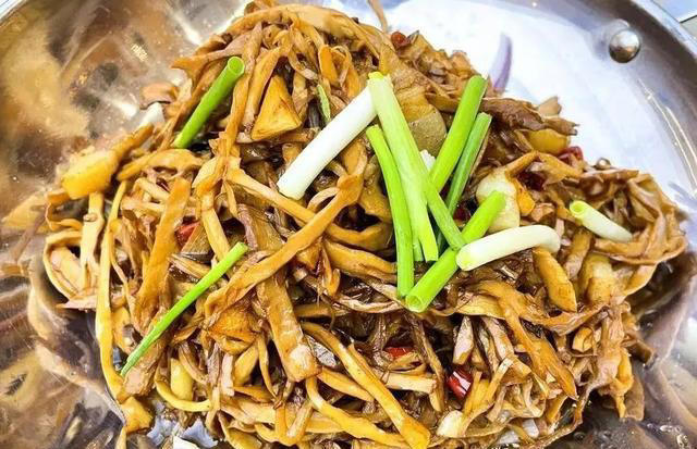 吃这 5类素菜，约等于在“喝油”！很多人天天吃却不知道