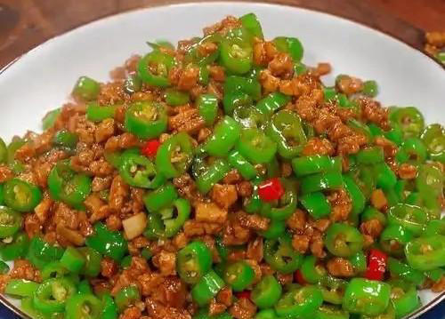 8道家常下饭菜，有荤有素营养全，好吃到连炫三碗饭！身体都胖了