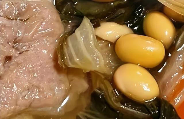 冬天快到了，八道炖汤少不了，营养健康又美味，大人小孩都爱喝