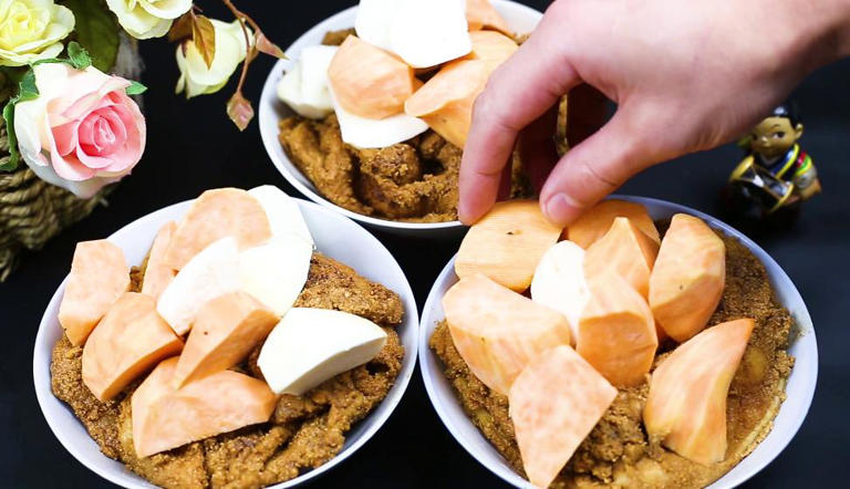 做粉蒸肉，老一辈传下来的3个窍门，五花肉酥烂不腻，米粉不夹生