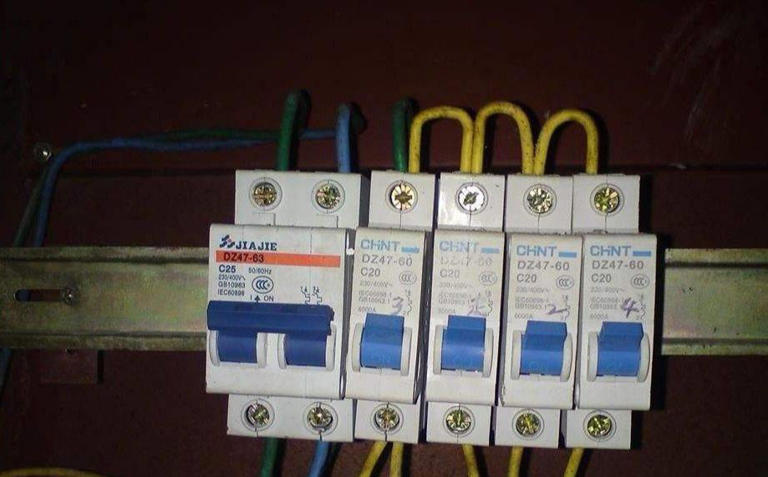 空气开关如何接线？方法就是3步，跟着步骤做就可以了！